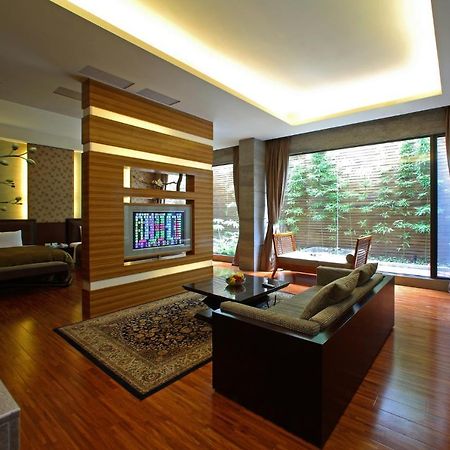 Spring Spa Motel Dali Εξωτερικό φωτογραφία